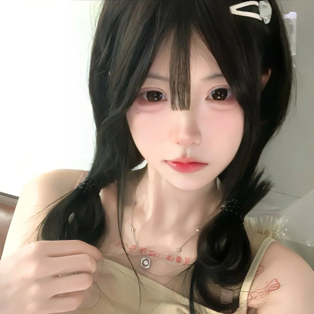 春花娇美可人儿